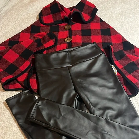 NWT Buffalo Plaid winter wrap 🦬 - Picture 3 of 3